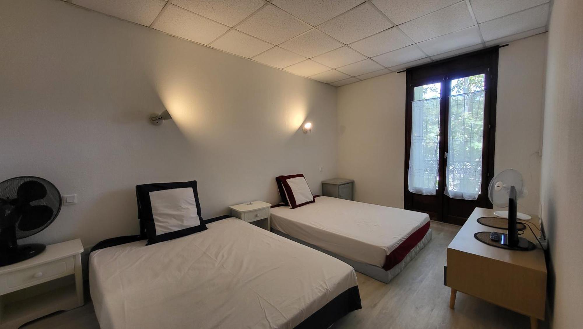 Residence Adele - Chambres D'Hotes Agde Bagian luar foto